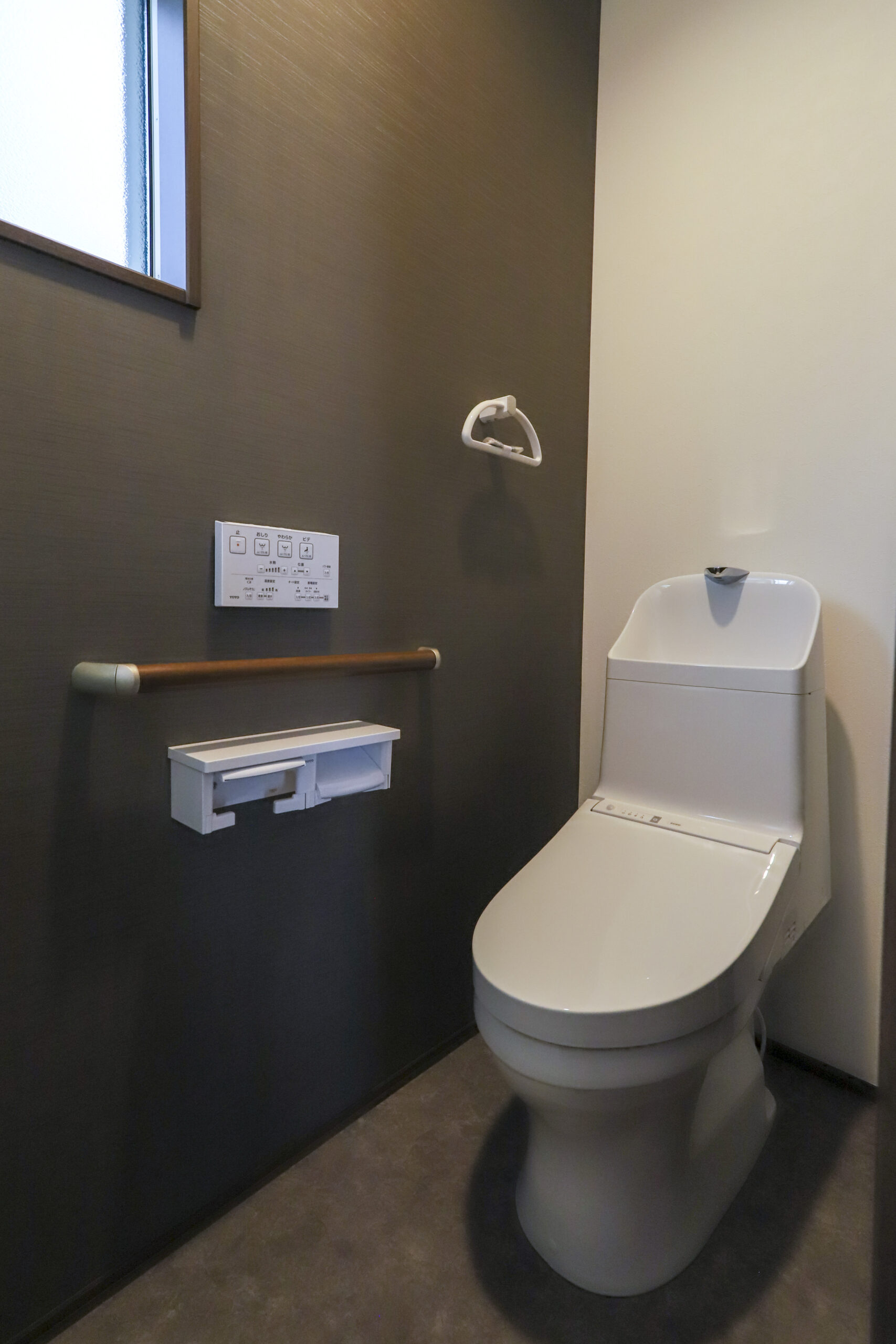 益田市かもしま東平屋モデルハウス トイレ