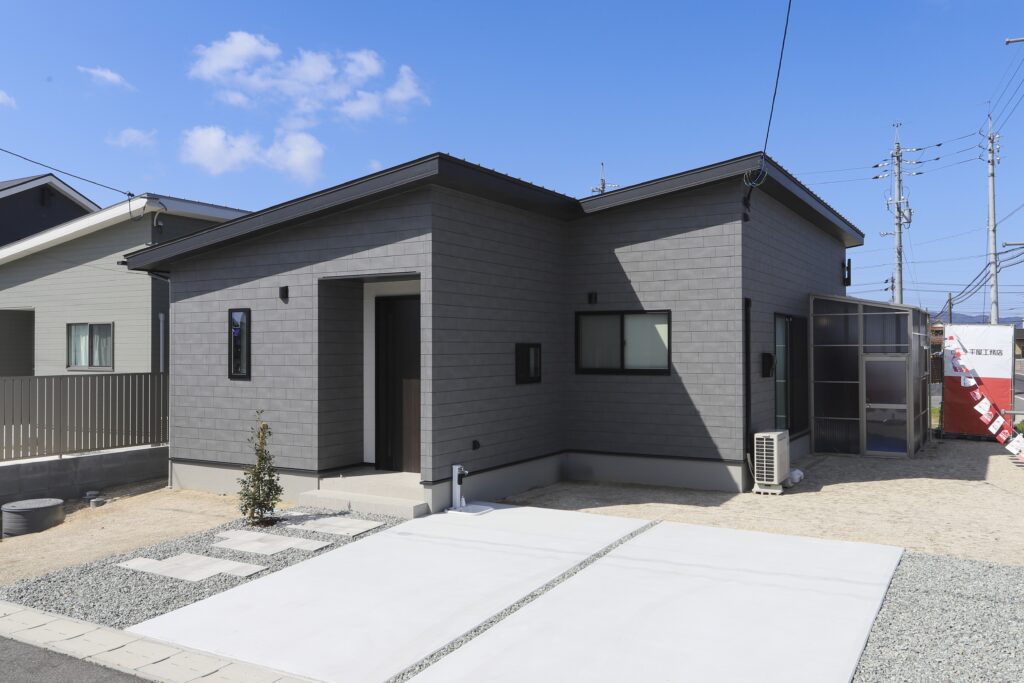 出雲市斐川町富村平屋モデルハウス　外観