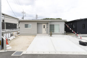 出雲市上塩冶町モデルハウス　外観